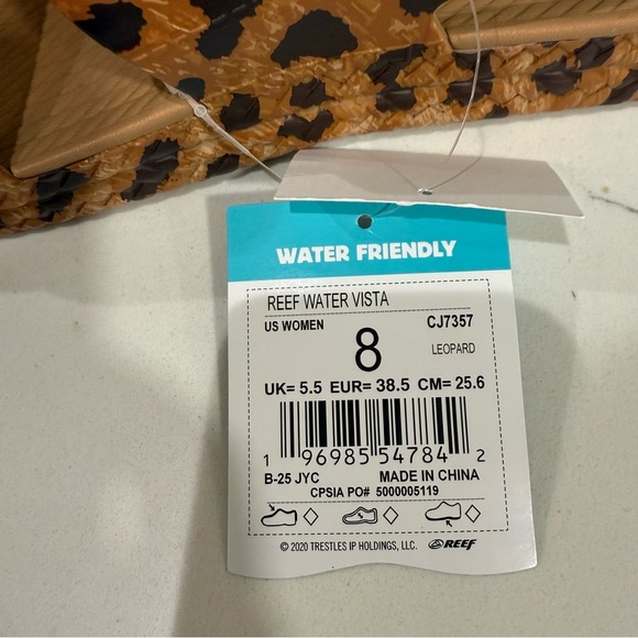 Reef Water Vista, NWT Leopard Sandals, Size 8 - Picture 5 of 5